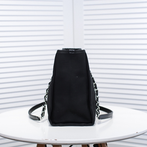 シャネルバッグ内部構造